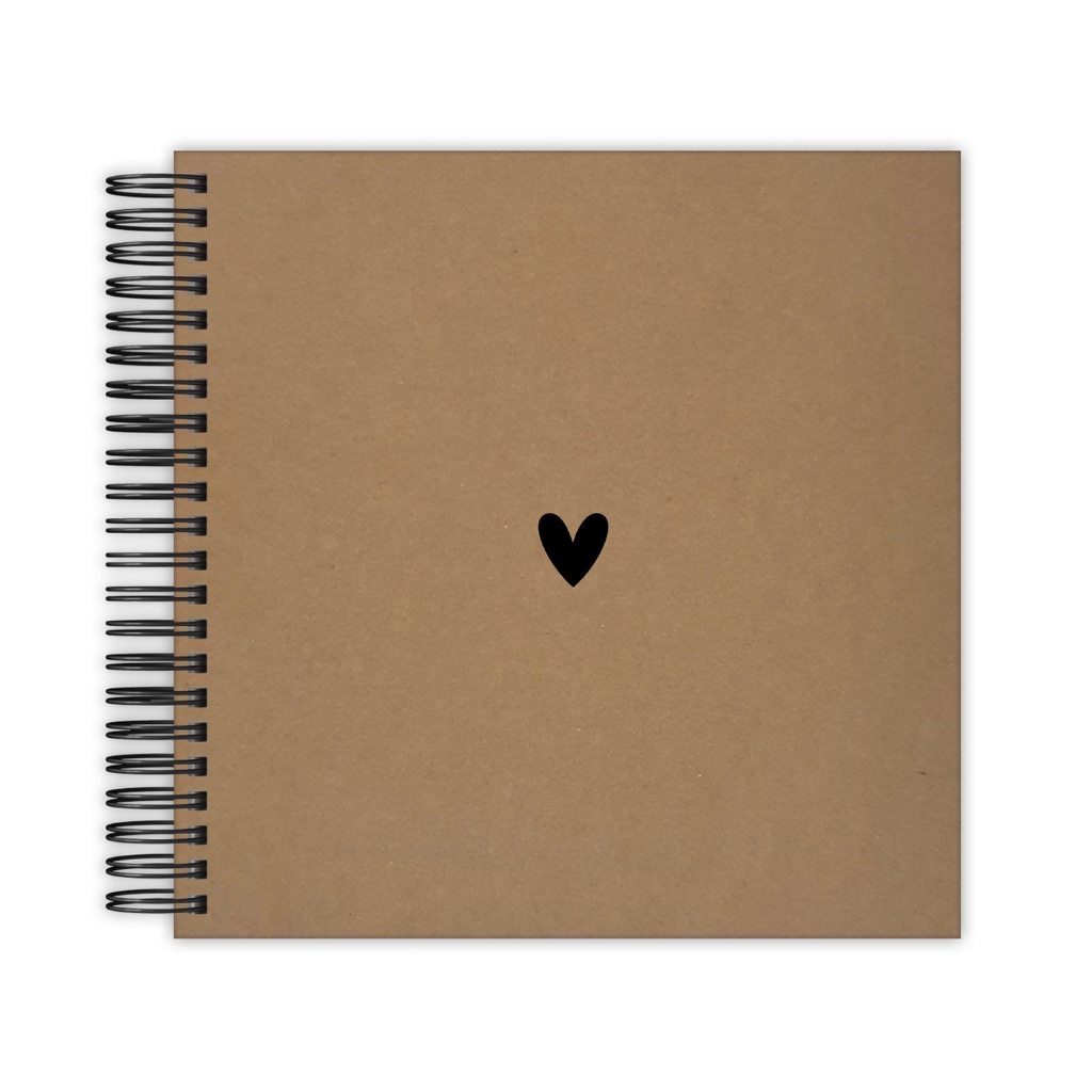 Caderno para Fotos e Scrapbook Kraft 28x28cm Coração Espiral Preto